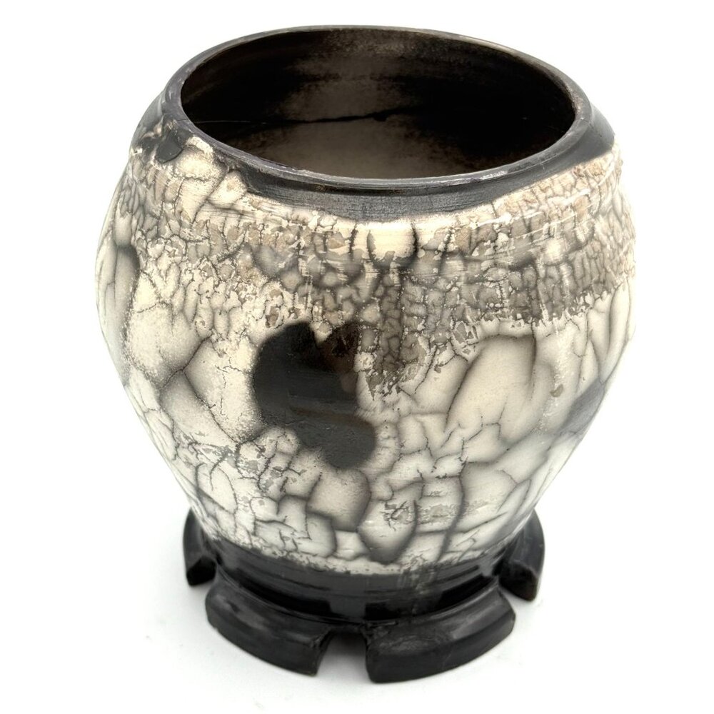 Hikari Raku Pottery Hand Made Horse Hair Design Bow/ Vase /Signed